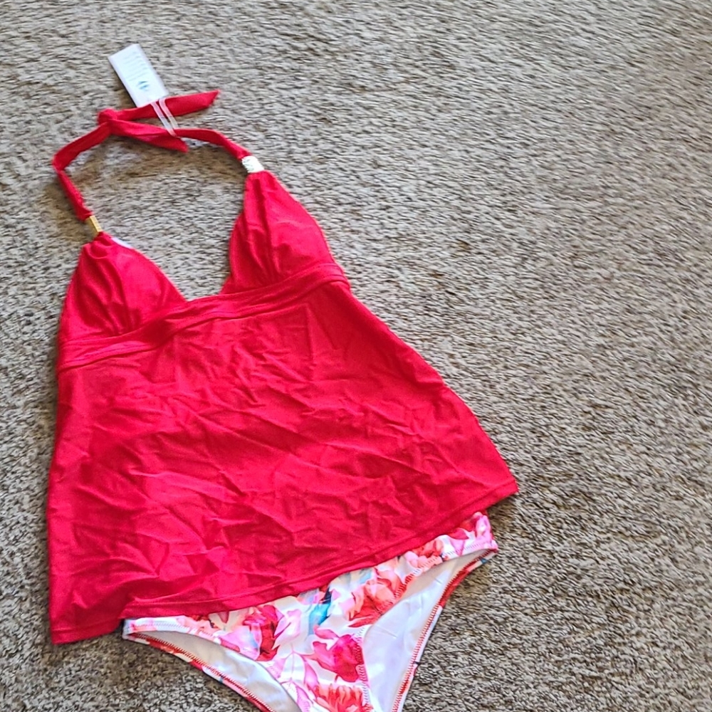 Bikini - Picture 3 of 3